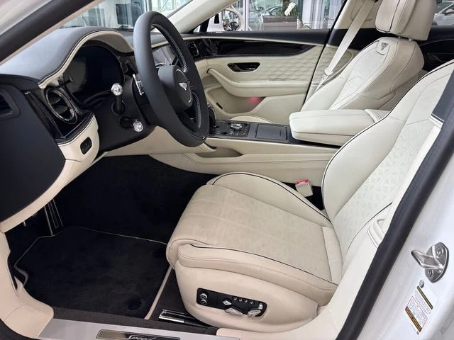 2025 Bentley Continental GT Speed 4th Gen - Image 13 of 20