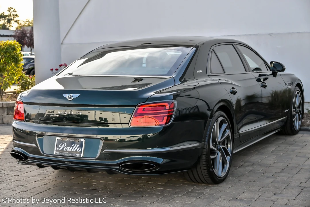 2025 Bentley Continental GT 4th Gen - Image 8 of 21