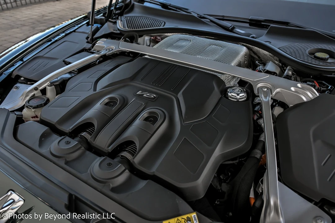 2025 Bentley Continental GT 4th Gen - Image 19 of 21