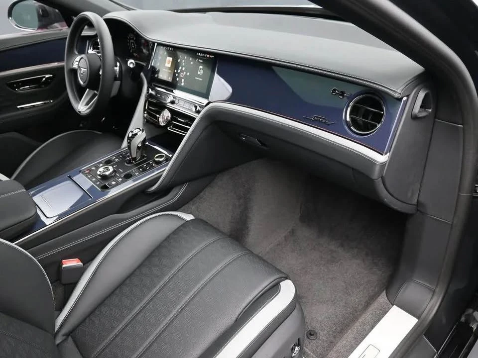 2025 Bentley Continental GT Speed 4th Gen - Image 9 of 16