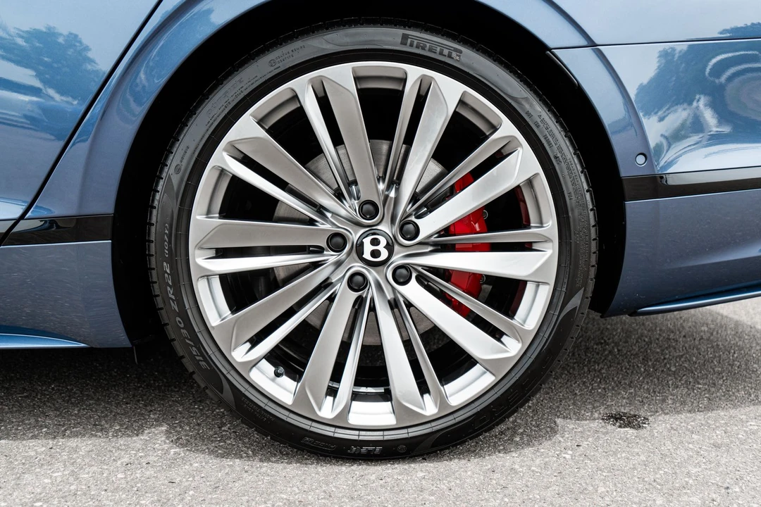 2025 Bentley Continental - Image 7 of 31