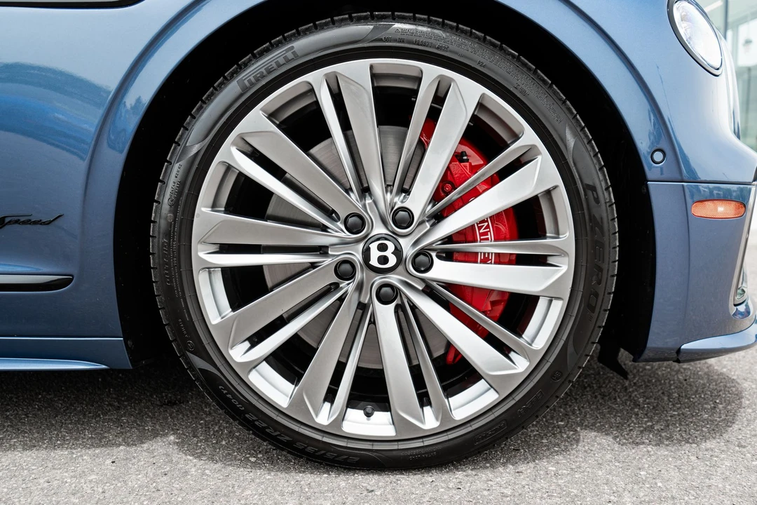 2025 Bentley Continental - Image 16 of 31
