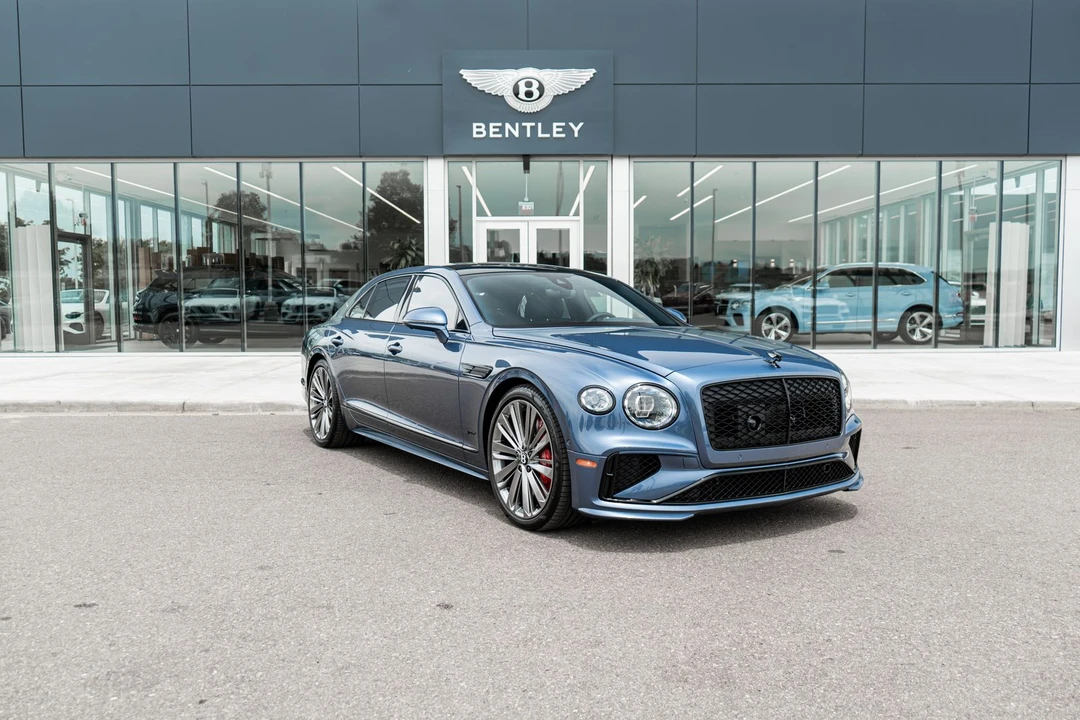 2025 Bentley Continental - Image 18 of 31