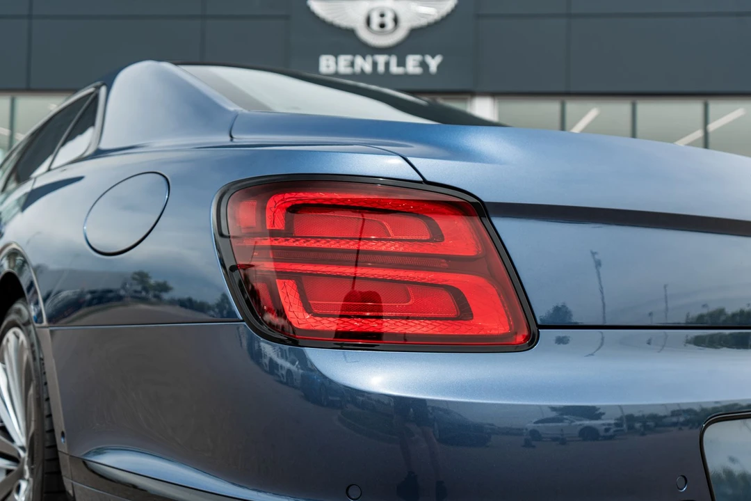 2025 Bentley Continental - Image 12 of 31