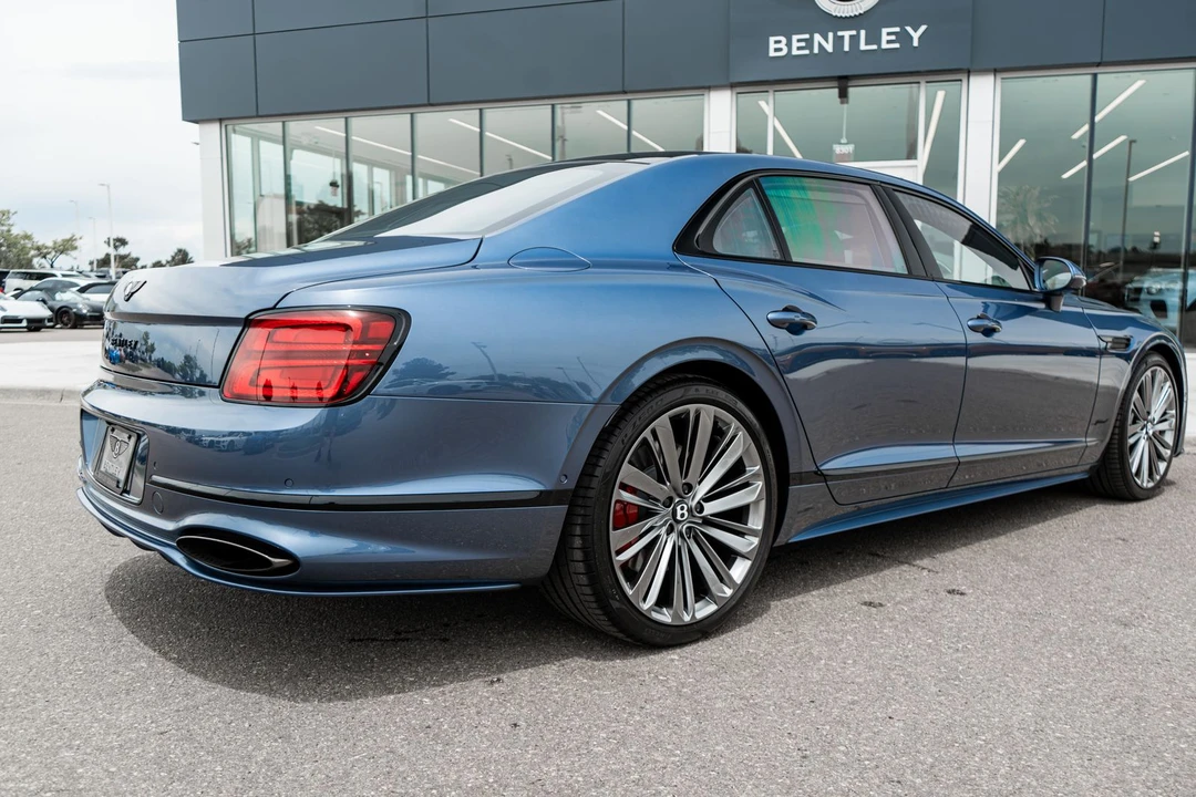 2025 Bentley Continental - Image 13 of 31