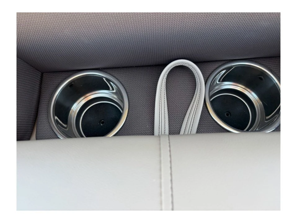 2025 Bentley - Image 7 of 20
