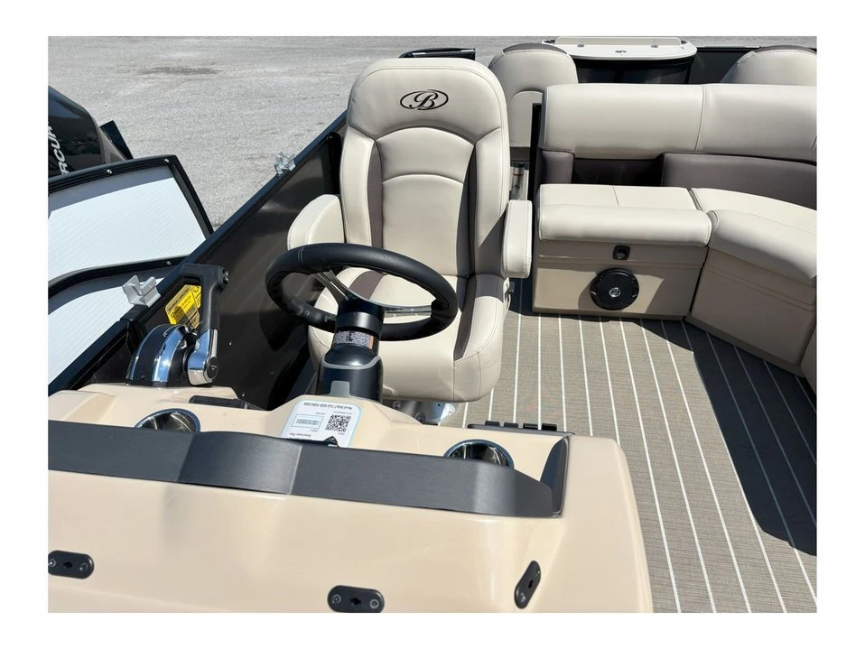 2025 Bentley - Image 9 of 20