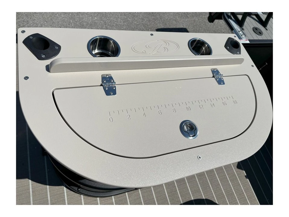 2025 Bentley - Image 16 of 20