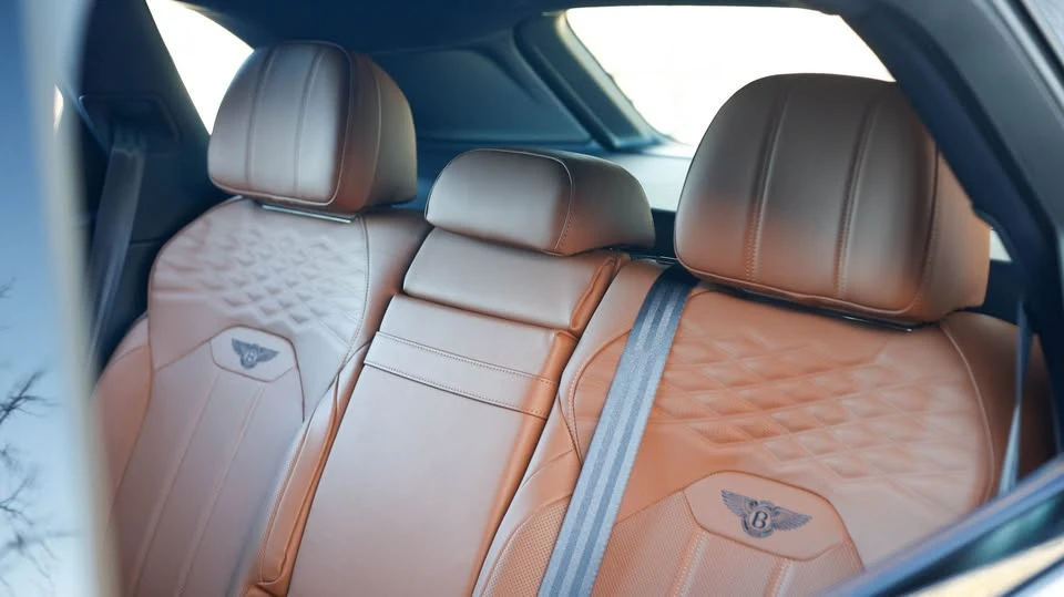 2025 Bentley Azure - Image 10 of 16