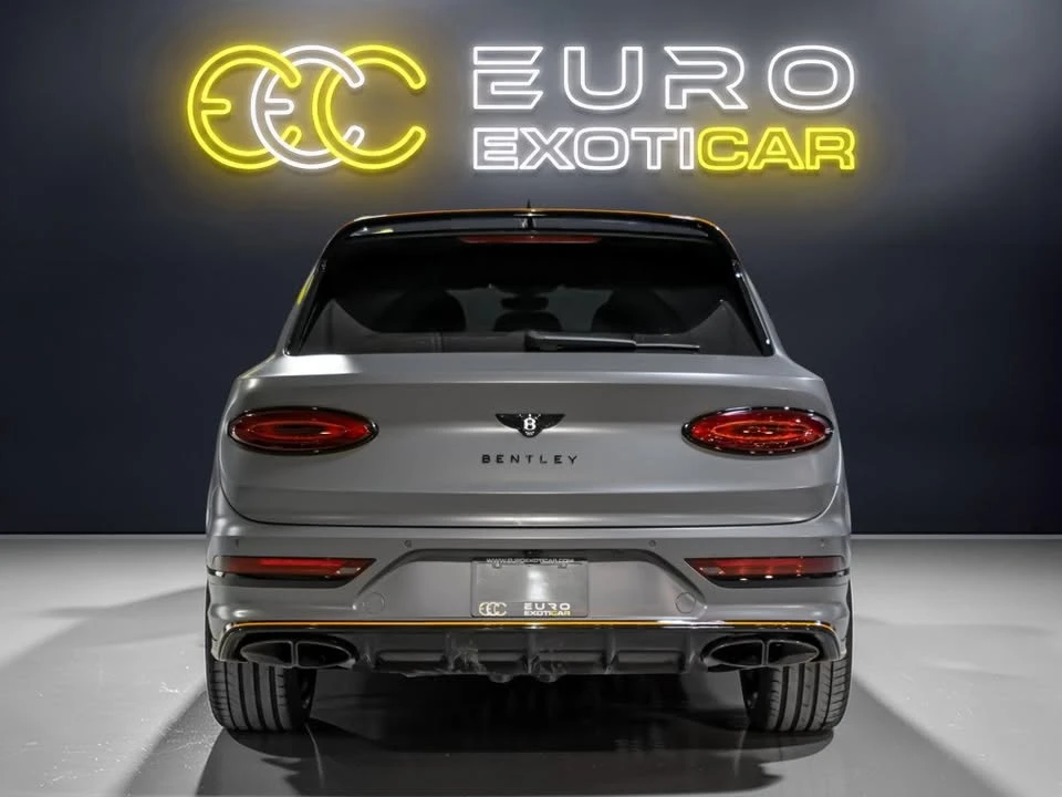 2025 Bentley Bentayga - Image 5 of 19