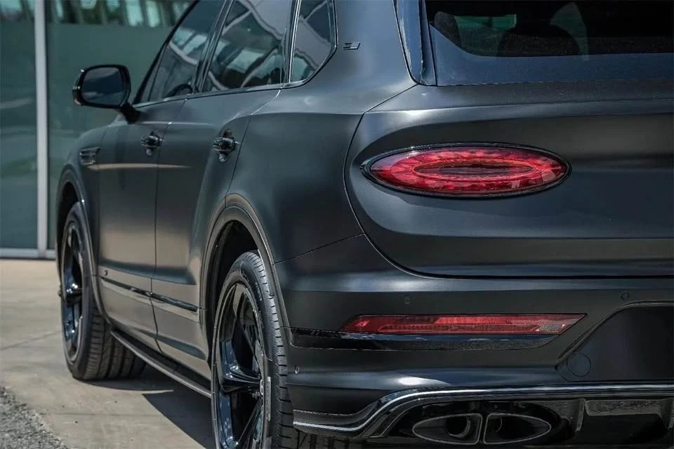 2025 Bentley Bentayga - Image 7 of 12