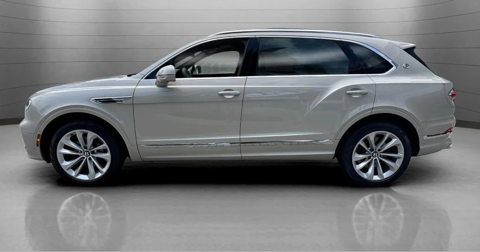2025 Bentley Bentayga - Image 5 of 11