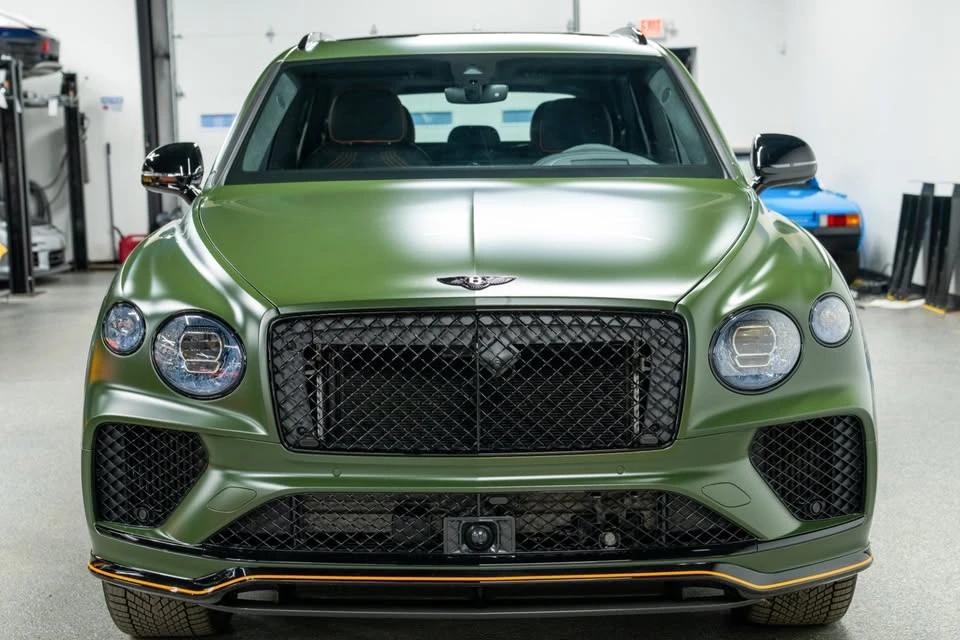 2025 Bentley Bentayga - Image 4 of 20