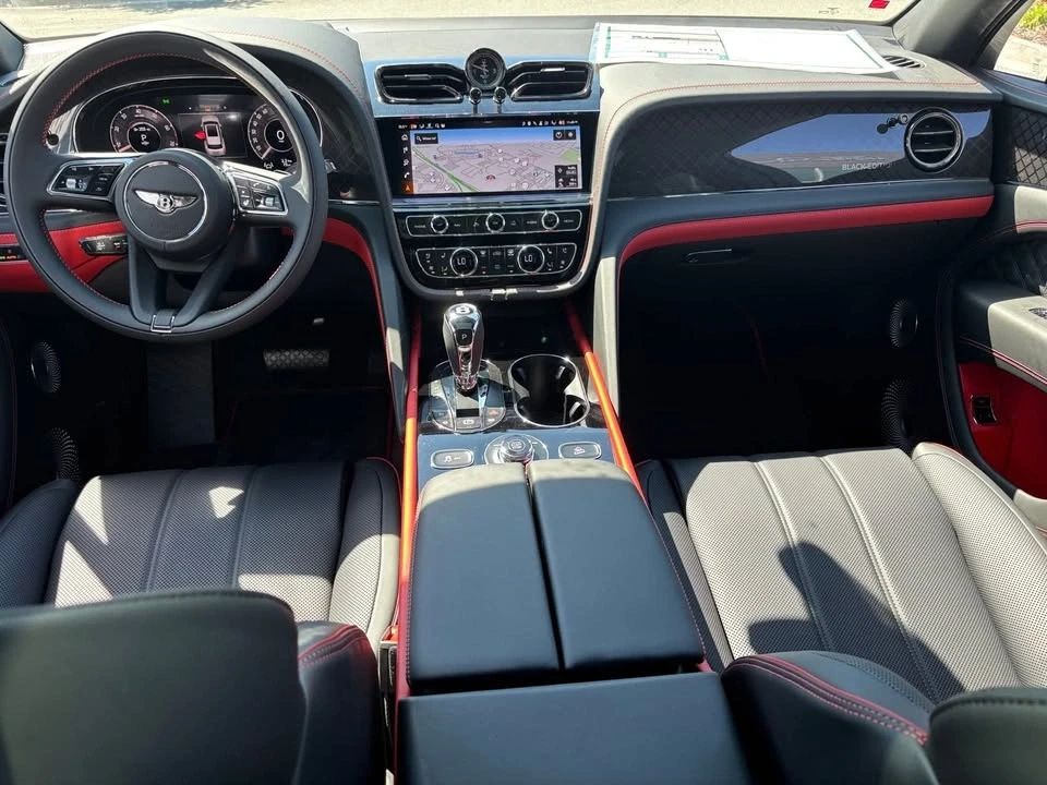 2025 Bentley Bentayga - Image 4 of 20