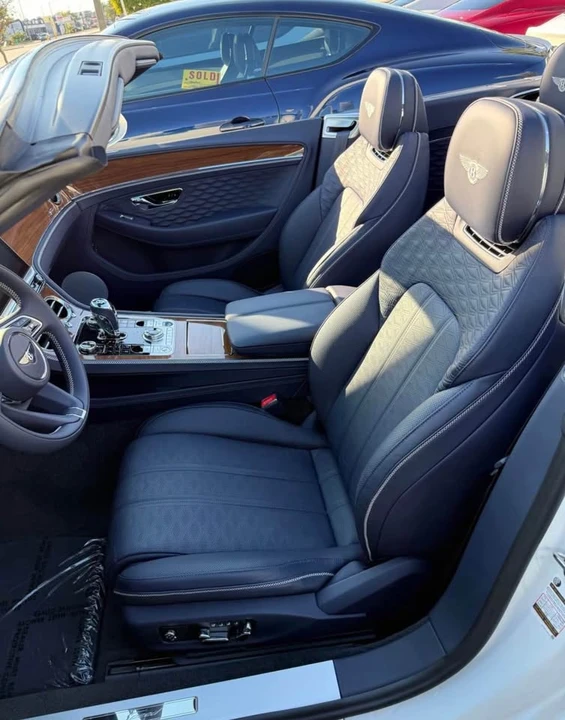 2025 Bentley Continental GTC - Image 7 of 7