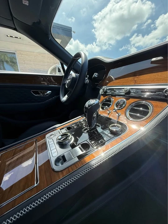 2025 Bentley Continental GTC - Image 7 of 15