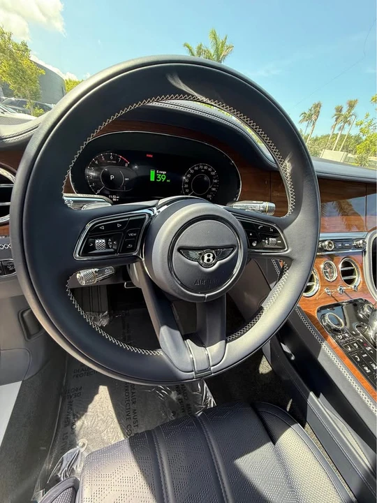 2025 Bentley Continental GTC - Image 13 of 15