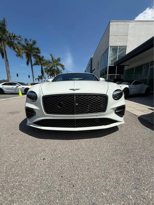 2025 Bentley Continental GTC - Image 4 of 15