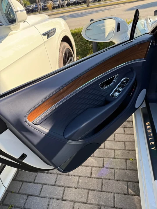2025 Bentley Continental GTC - Image 8 of 13