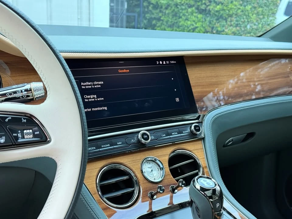 2025 Bentley Continental GT Mulliner 3rd Gen - Image 19 of 20