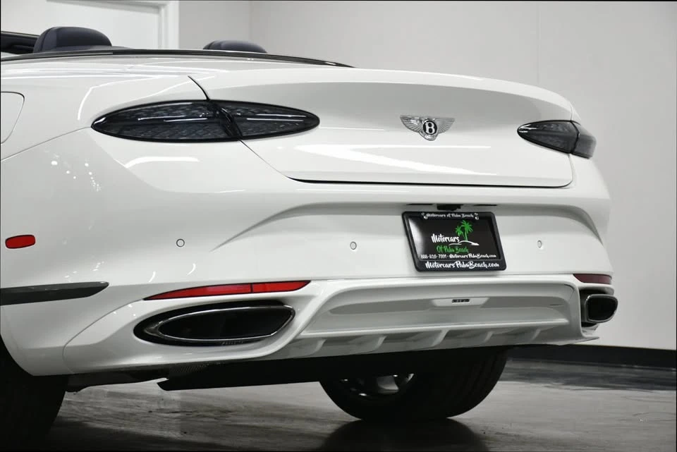 2025 Bentley Continental GT Speed 3rd Gen - Image 9 of 19