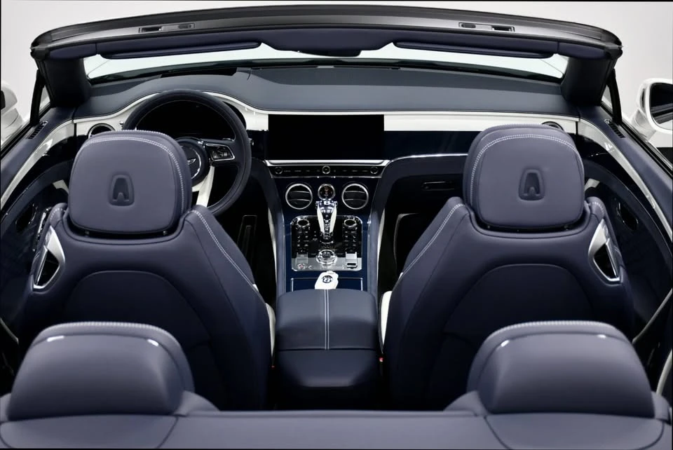 2025 Bentley Continental GT Speed 3rd Gen - Image 13 of 20