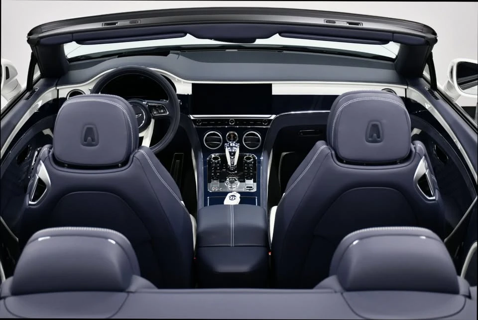 2025 Bentley Continental GT Speed 3rd Gen - Image 11 of 19