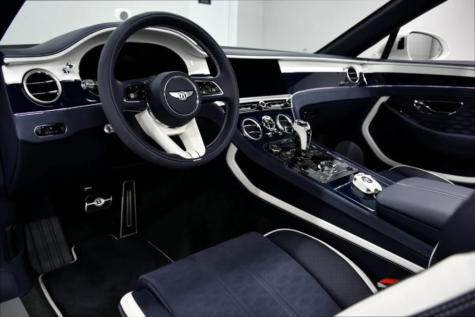 2025 Bentley Continental GT Speed 3rd Gen - Image 16 of 20
