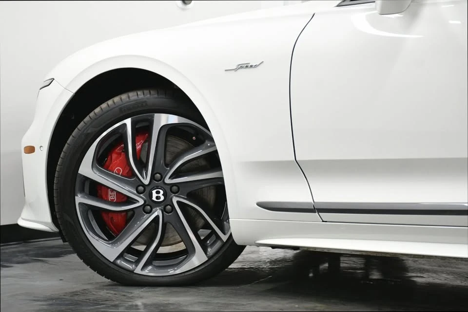 2025 Bentley Continental GT Speed 3rd Gen - Image 7 of 19