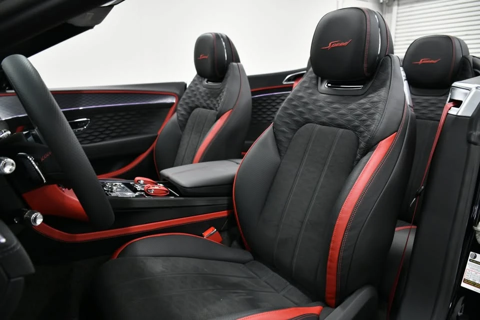 2025 Bentley Continental GT Speed 3rd Gen - Image 15 of 20