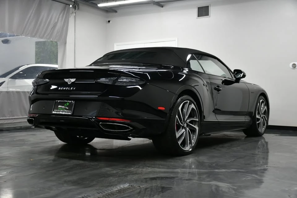 2025 Bentley Continental GT Speed 3rd Gen - Image 8 of 13