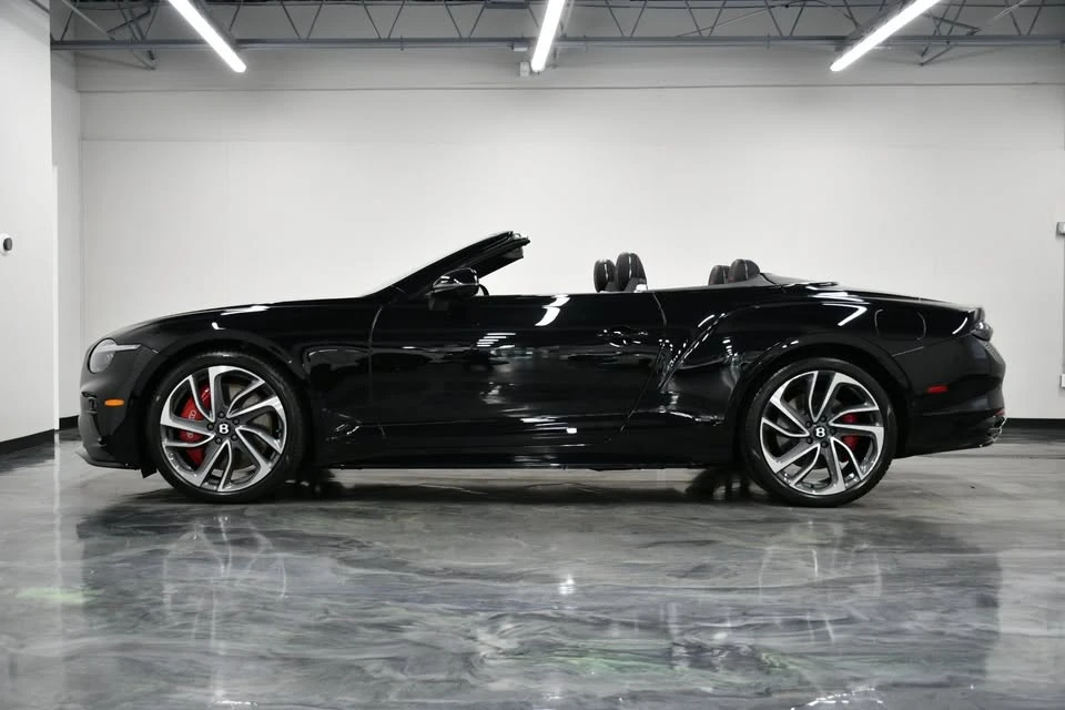 2025 Bentley Continental GT Speed 3rd Gen - Image 3 of 13