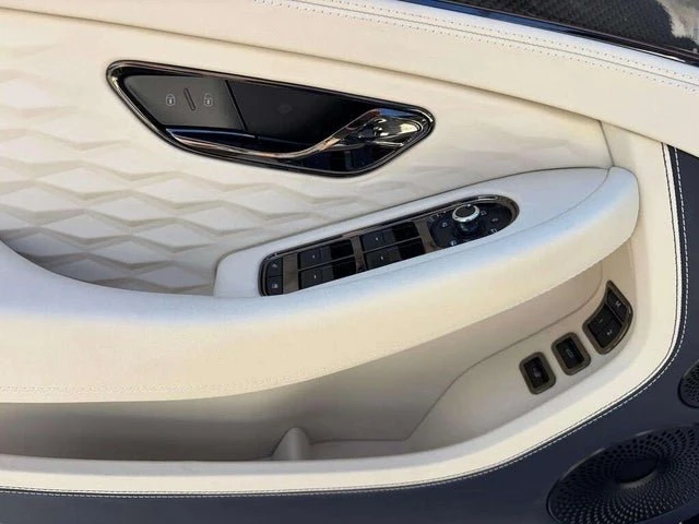 2025 Bentley Continental GT Speed 3rd Gen - Image 19 of 20