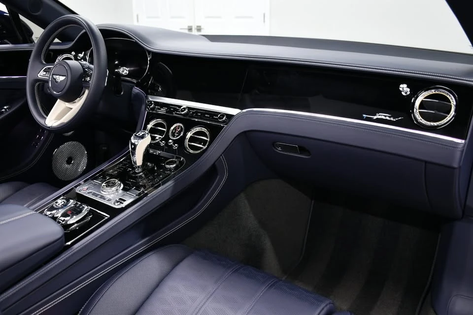 2025 Bentley Continental GTC - Image 19 of 20