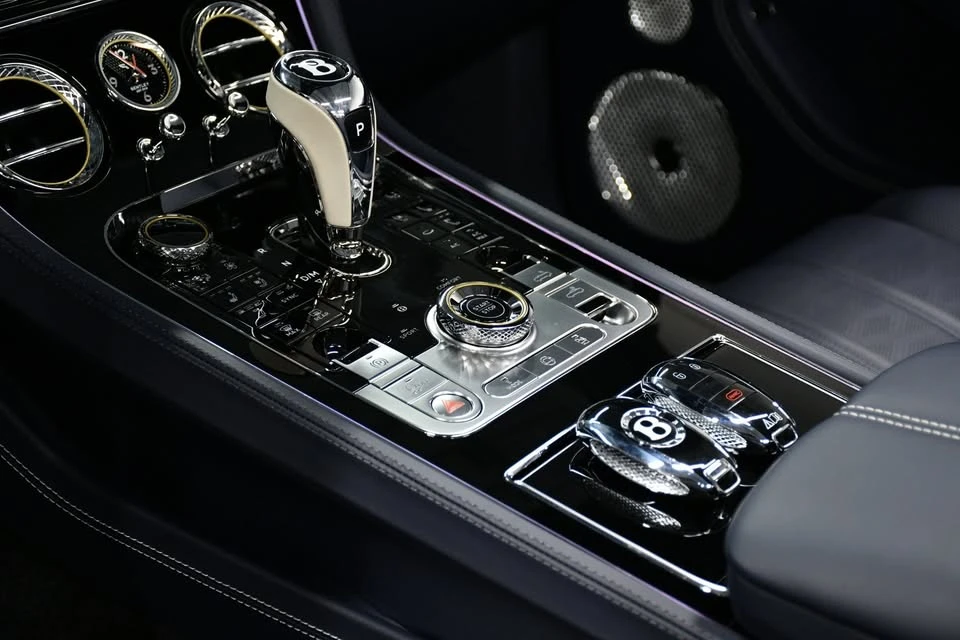 2025 Bentley Continental GTC - Image 11 of 20