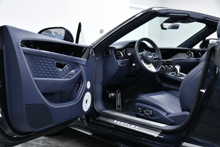 2025 Bentley Continental GTC - Image 10 of 18