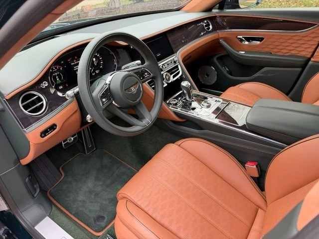 2025 Bentley Continental Flying Spur - Image 8 of 19