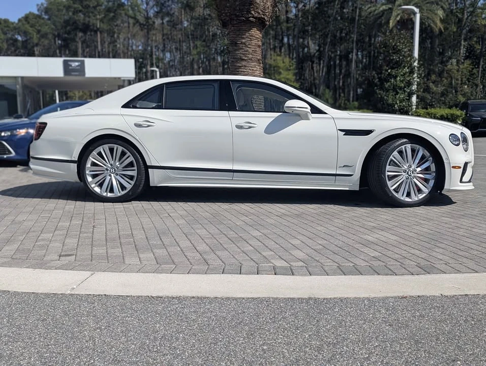 2025 Bentley Continental - Image 4 of 17