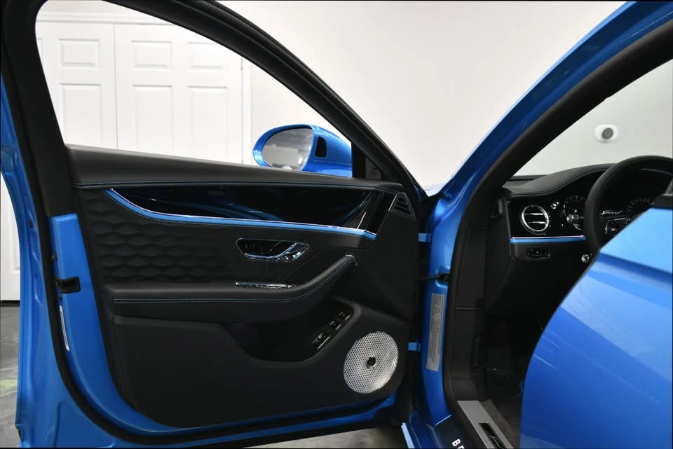 2025 Bentley Continental - Image 10 of 20