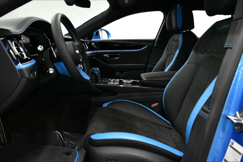 2025 Bentley Continental GT 4th Gen - Image 11 of 19
