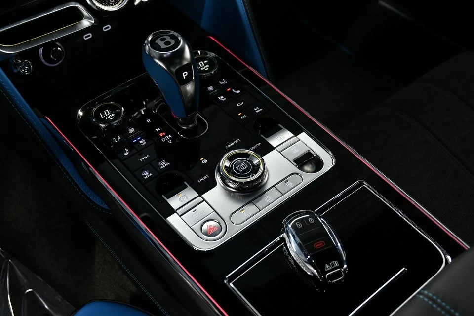 2025 Bentley Continental - Image 17 of 20