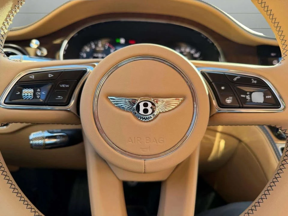2025 Bentley Continental GT 4th Gen - Image 11 of 12
