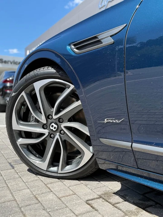 2025 Bentley Continental - Image 5 of 6