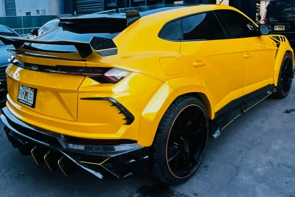 2025 Lamborghini Urus - Image 2 of 4