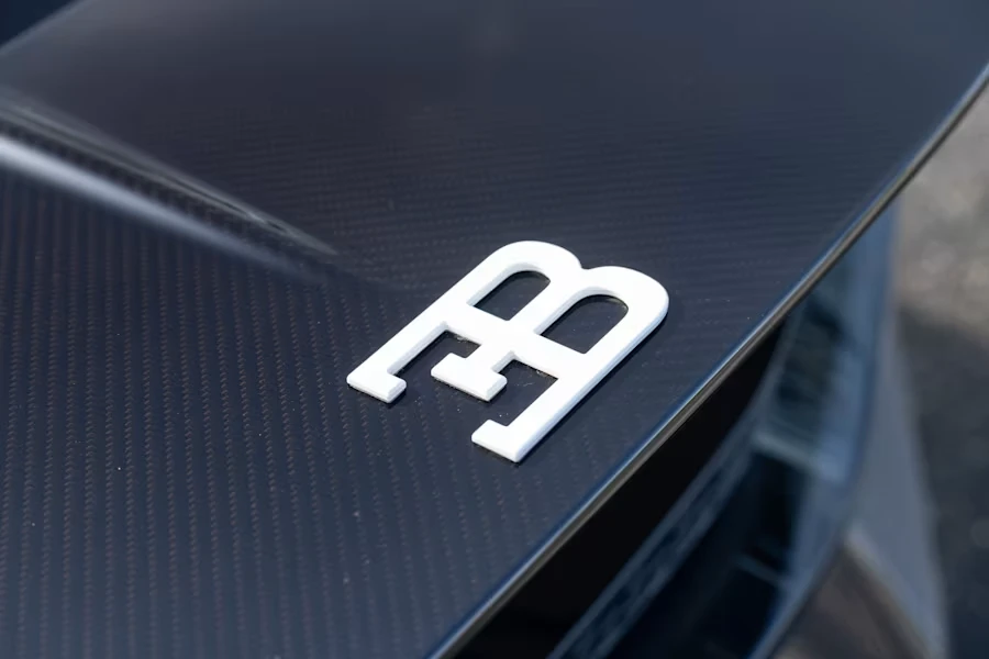 2025 Bugatti Chiron - Image 7 of 31