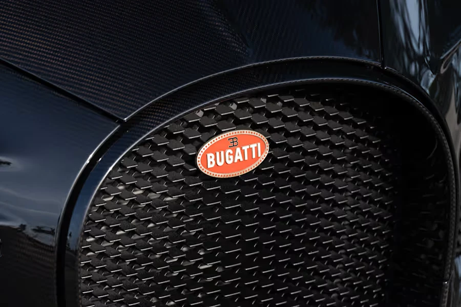 2025 Bugatti Chiron - Image 16 of 31