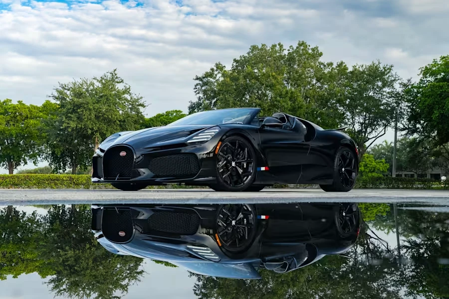 2025 Bugatti Chiron - Image 6 of 31