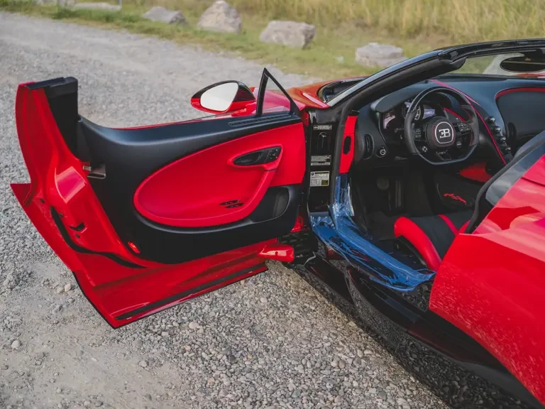 2025 Bugatti Chiron - Image 31 of 31