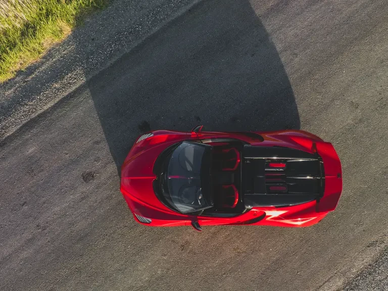 2025 Bugatti Chiron - Image 10 of 31