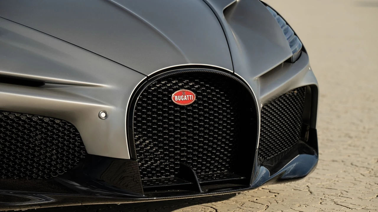 2025 Bugatti Bolide - Image 17 of 31